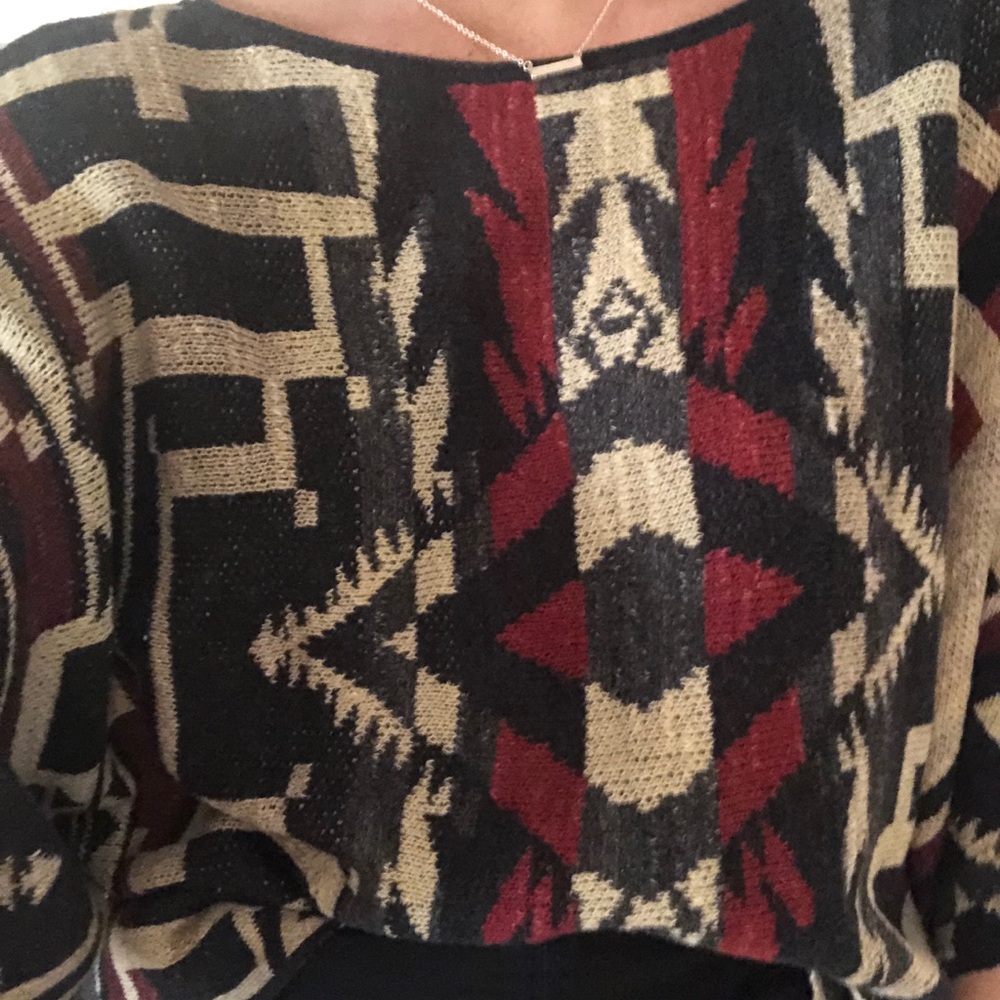 Patterned knit top